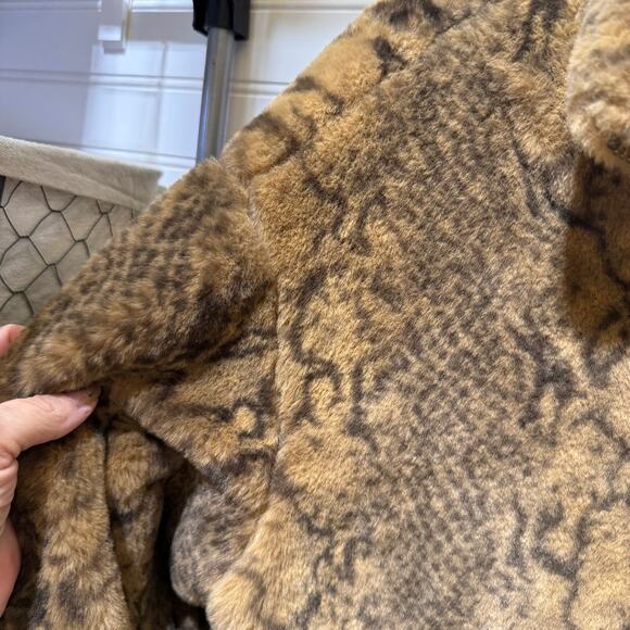 Oil & Hali Fuzzy Fleece Snake Print 1/4 Zip Pullover Size M - Picture 6 of 13